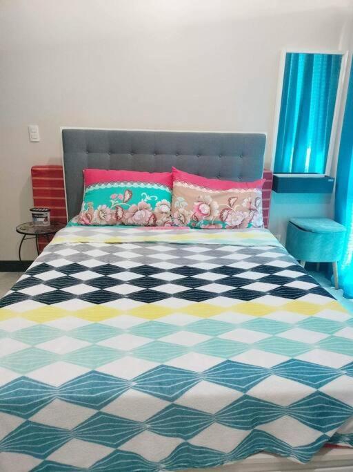 Cubao Manhattanheights U31N Tb, Studio Unit Manila Exterior photo